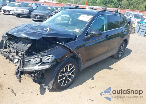 2019 Volkswagen Tiguan 2.0T Se/2.0T Sel/2.0T Sel R-Line/2.0T Sel R-Line Black из США, поврежденный, VIN 3VV2B7AX7KM070779